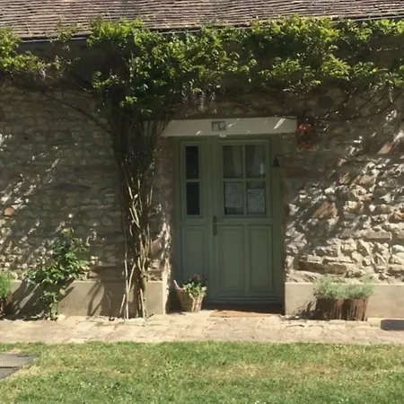 Dans Longere Torfou (Essonne)