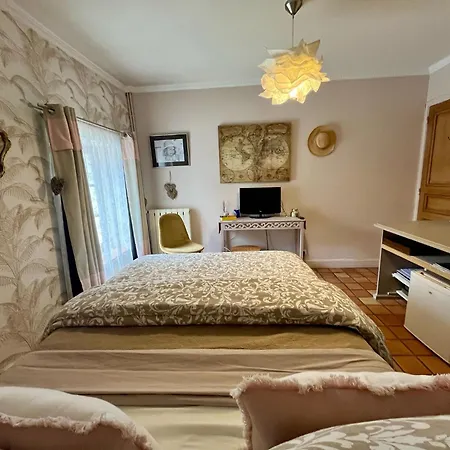 Dans Longere Guest house Torfou (Essonne)